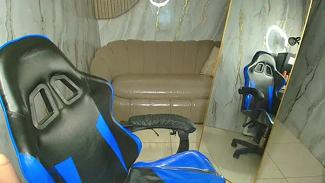 martina1_r webcam