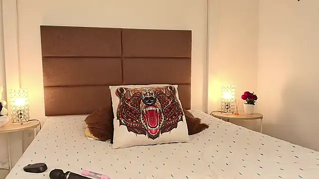NatashaTaylor webcam