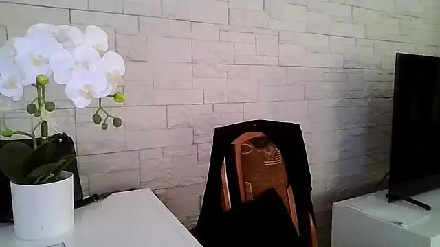 JuliaLovely webcam