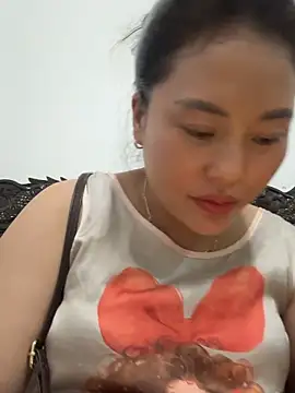 Lina-Naughty