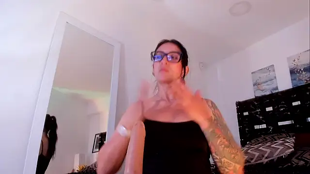 ZarayFeet webcam