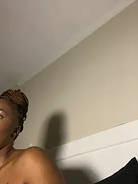LuciousLips96 ⚪ online cam