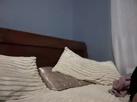 AlaiaXPixie webcam