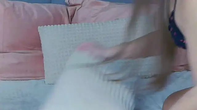 TheEmma webcam