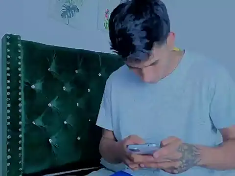 Zayn_Moretti webcam