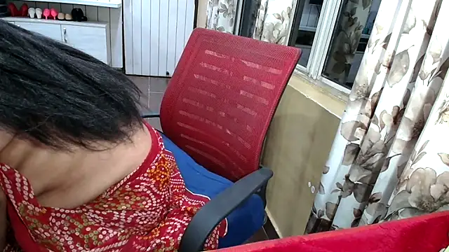 yourradhika webcam