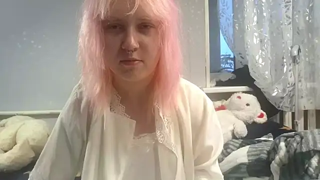 Watch KamiBleich live on EroticFlix - High definition streams