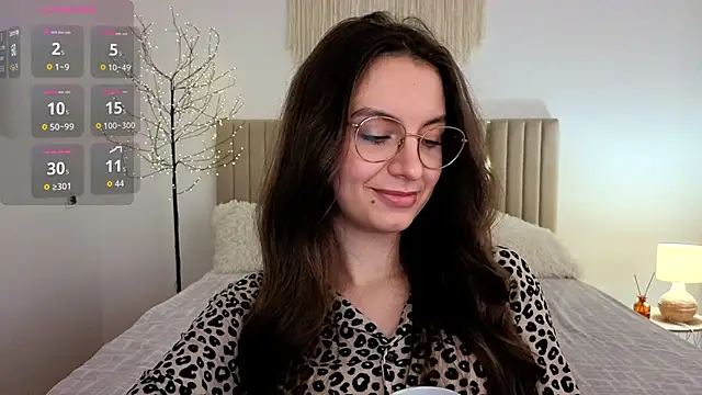 Watch Real_cutie1 live on EroticFlix - High definition streams