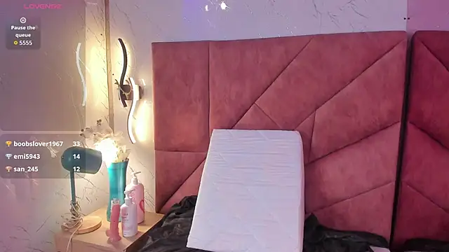 AriannaFoxxy webcam