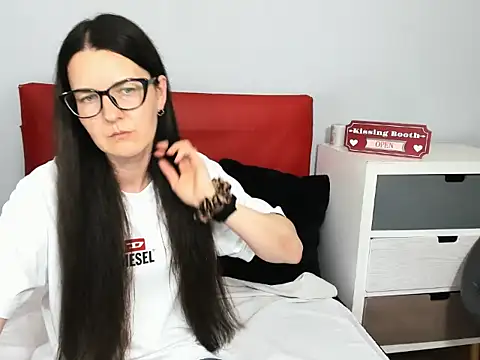 NadiaXlove webcam