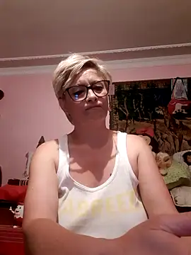 Watch LunaBlaise live on EroticFlix - High definition streams