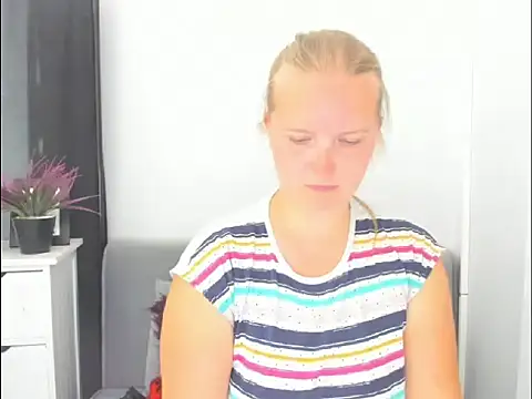 Watch RoseTeacherX live on EroticFlix - High definition streams