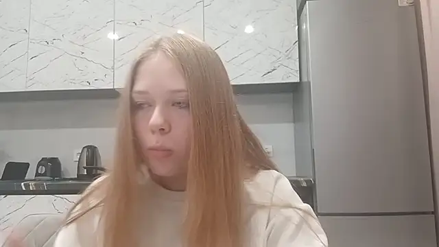 KarinaBestie webcam