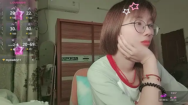 Lili_666 webcam