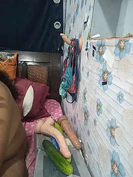 tina8th live cam on StripChat
