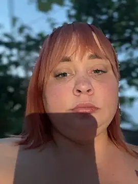 LadyDreams11 live cam on StripChat