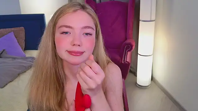 Rita_Shy live cam on StripChat