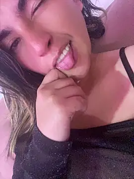 sophia_pink17 webcam