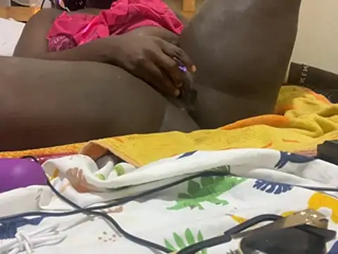 atis_sexy live cam on StripChat