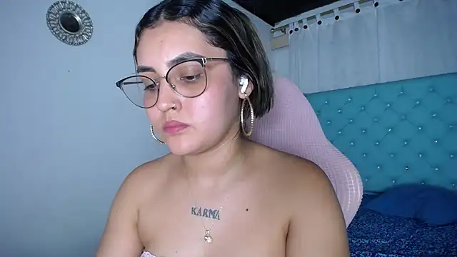 kathe-mills235 webcam