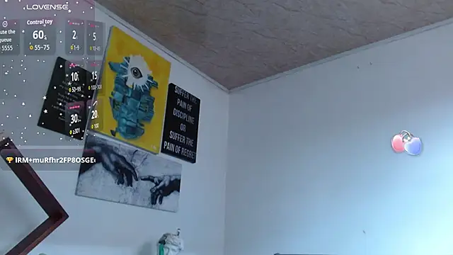 ZoeBakers_ webcam