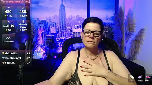 Watch ninarandmann live on EroticFlix - High definition streams