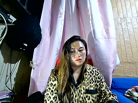 Lonely_Heart webcam