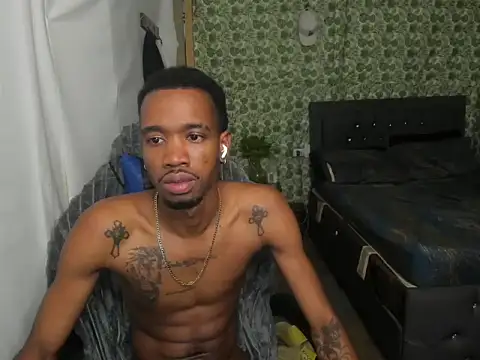 Kofi_exotic_2 webcam