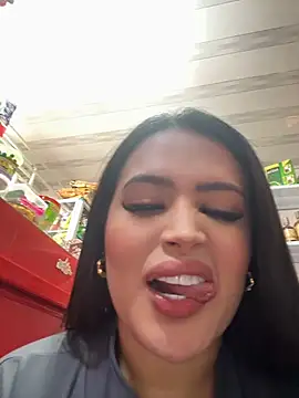 sara_fun (F young) - SHH REAL STORE FUCK ME PUSSY HERE, RISKY