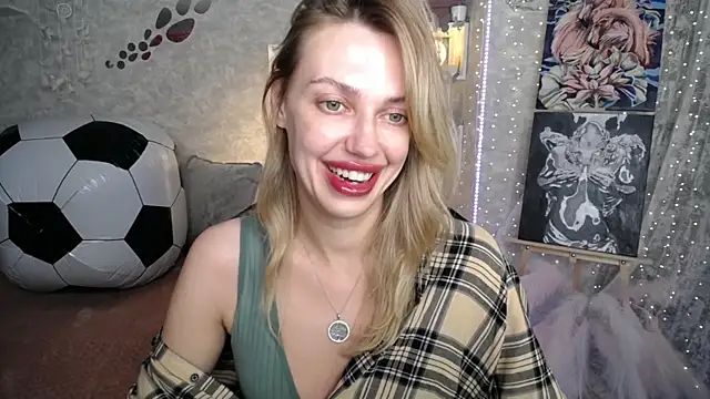 NickyAdamidi webcam