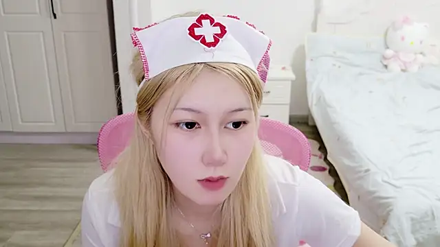 Watch The_icy_moon live on EroticFlix - High definition streams