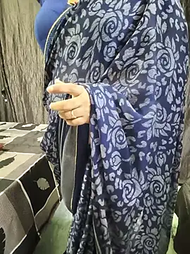 bhuvana_555 webcam