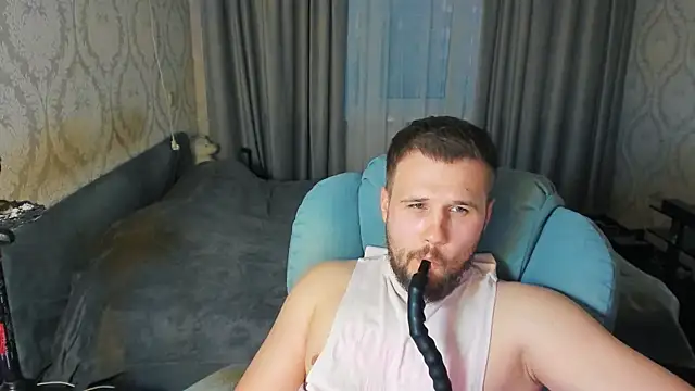 vladik_b - Vladik_b's free webcam - UK Sex Cams