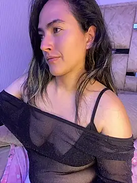 sophia_pink17 webcam