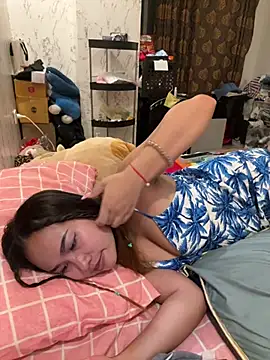 Ponthip webcam