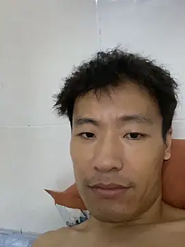 mr_iphone11 (M young) - 直男因还帐下海赚钱