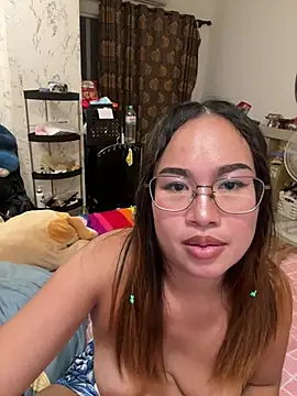 Watch Ponthip live on EroticFlix - High definition streams