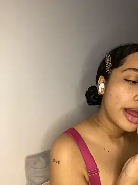 Watch _sweetSabrina- live on EroticFlix - High definition streams
