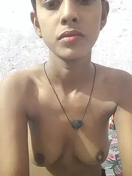 Saloni-Tyagi webcam