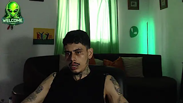 alpha_zom (M young) - CUM EXPLOSION SHOW 👽🍆