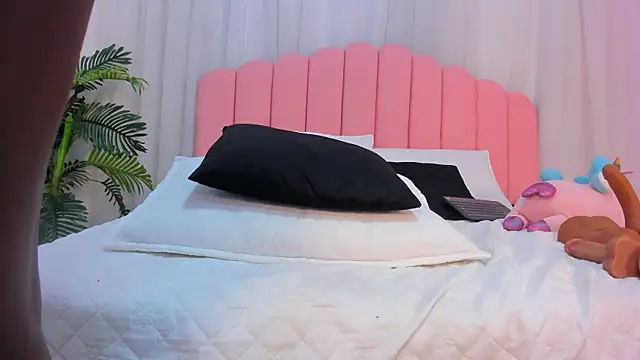Watch Jasmin_evano29 live on EroticFlix - High definition streams