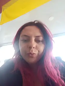 madelaine- live sex cam