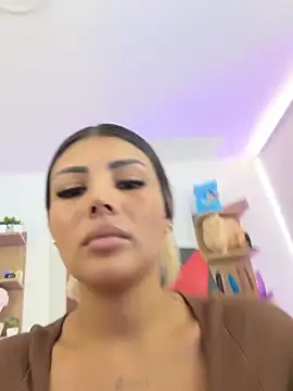 SALOOMEE__ webcam