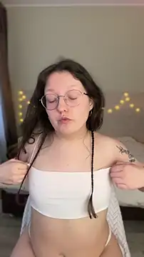 EmiSparks webcam