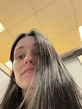 Mia_Mia_M webcam
