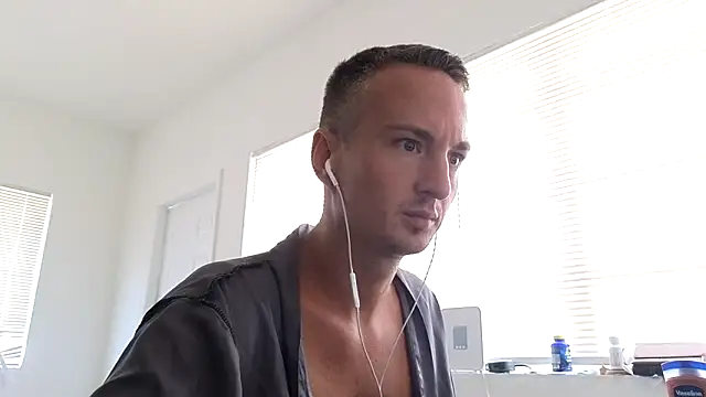 TheDaddy005 webcam