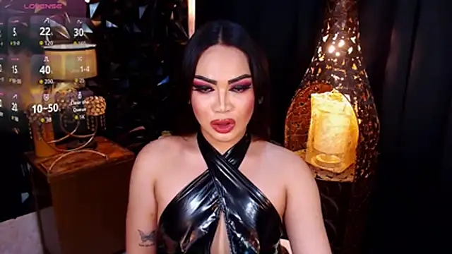 GODDESSHUGECOCKANDREA webcam