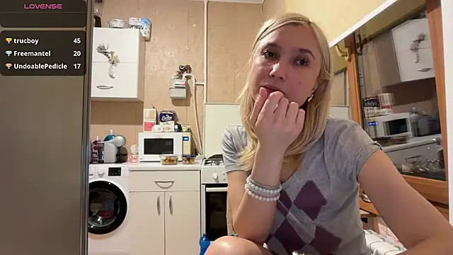 AngelJeni webcam