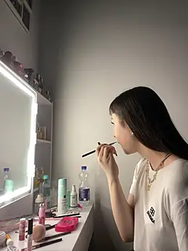 Watch Just-Lilly live on EroticFlix - High definition streams