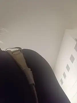 exhibitionistmale webcam